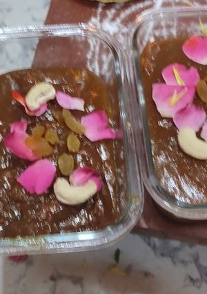 A picture of Nethiram banana ripe & Papaya half ripe halwa.