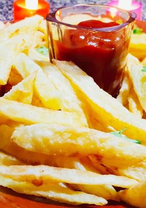 A picture of French fries.