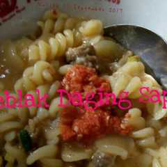 A picture of Seblak Daging Sapi.