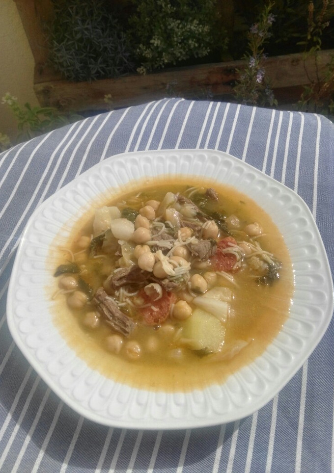 Una foto de Garbanzos guisados