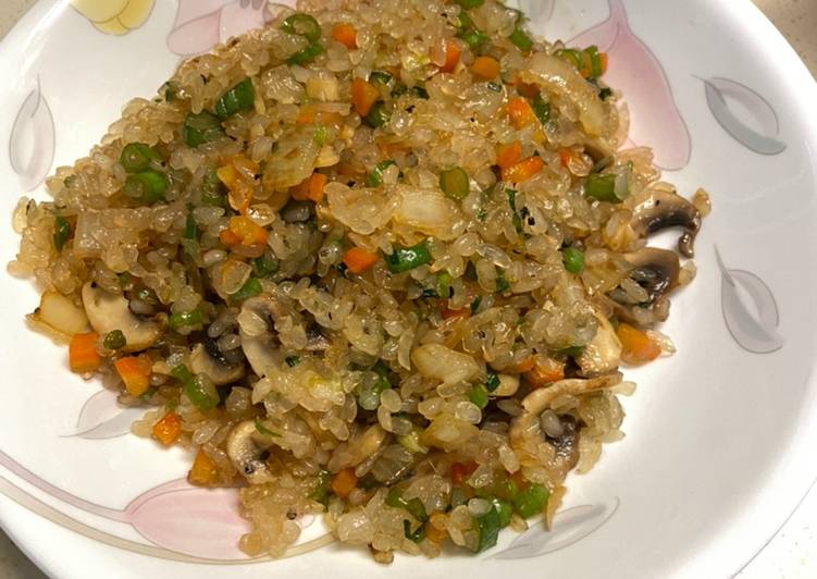 Nasi goreng shirataki