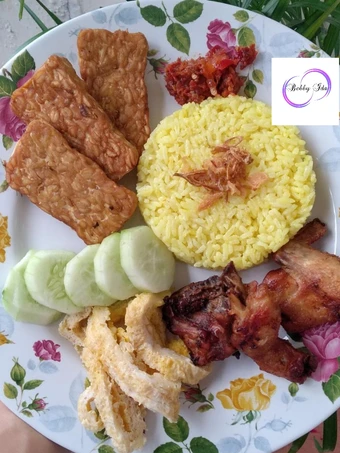 Cara Gampang Membikin Resep  Nasi Kuning Praktis Resep Lengkap yang Lezat Sekali, Lezat Sekali