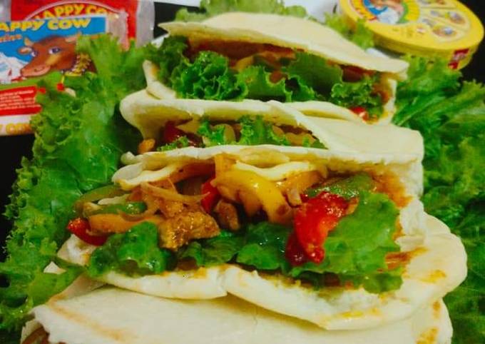 How to Prepare Homemade Chiken_cheese_fajita  #In_Pitta_pocket