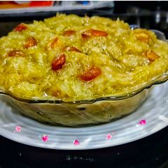 A picture of Bottle Gourd Halwa (Lauki Halwa).