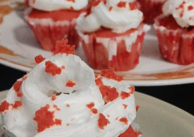 Mini redvelvet cupcake