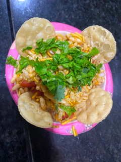 ભેળ (Bhel Recipe In Gujarati) રેસીપી મુખ્ય ફોટો