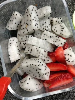 A picture of Dragon fruit salad.