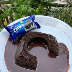 A picture of Oreo cake lava cake.