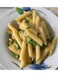 Penne con zucchine e gamberetti🦐