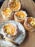 Petits feuilletés aux fruits, crème de ricotta