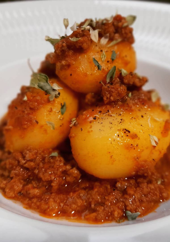 Una foto de Patatas a la boloñesa