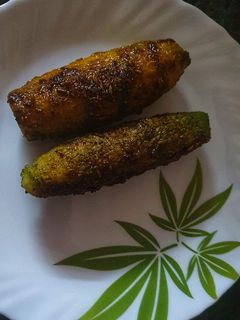 भरवा मसालेदार करेले(bharwa masaledaar karele recipe in hindi) रेसिपी मुख्य फोटो