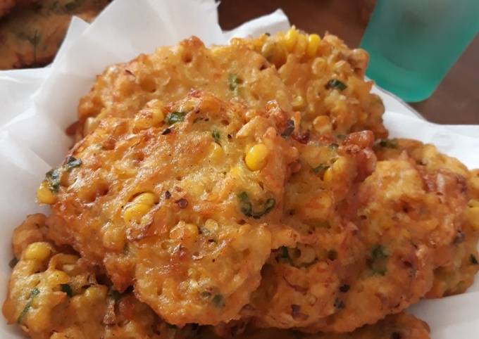 Wajib coba! Resep mudah buat Bakwan Jagung Simple  enak