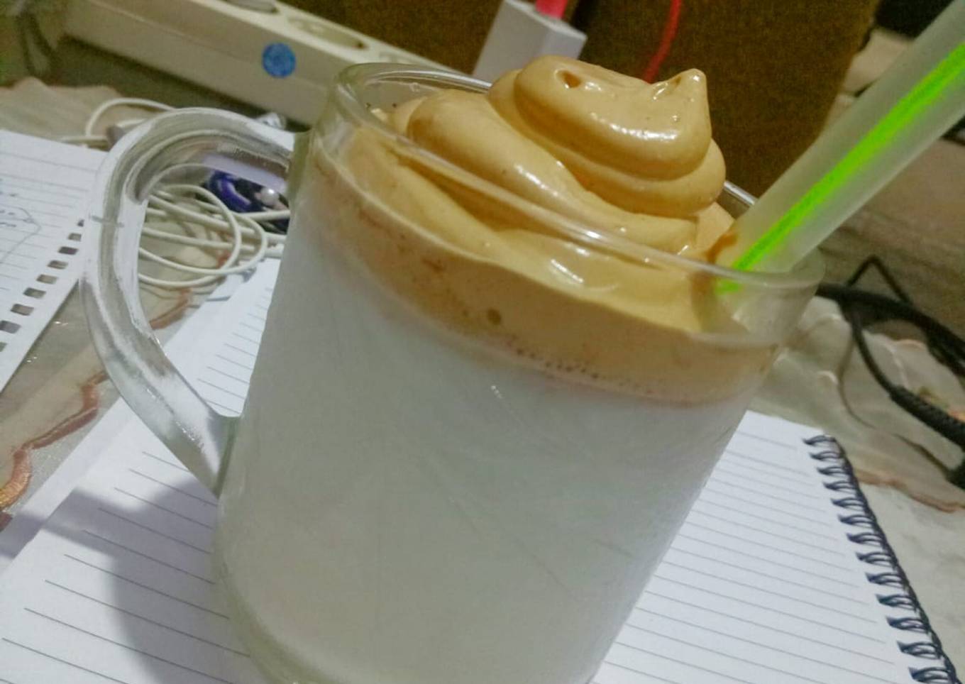 Dalgona Coffee