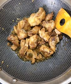 sườn sụn chua ngọt