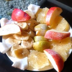 A picture of Fruit chaat.