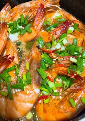 Hình của món Tôm Rang Hành Ớt.