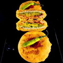 Ulta Vada Pav - Mumbai Street Style Ulta Vada Pav - Innovative Street Food A picture of Ulta Vada Pav - Mumbai Street Style Ulta Vada Pav - Innovative Street Food.