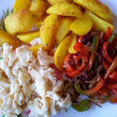 A picture of Potatowedges, eggs and veggies #4weekchallege #authormarathon.