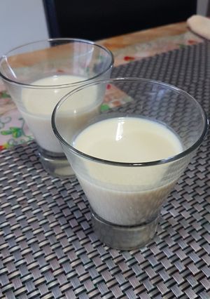 Una foto de Crema de vie (típica bebida cubana)