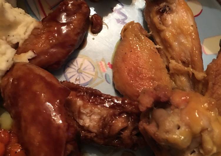 Oven baked crispy chicken wings