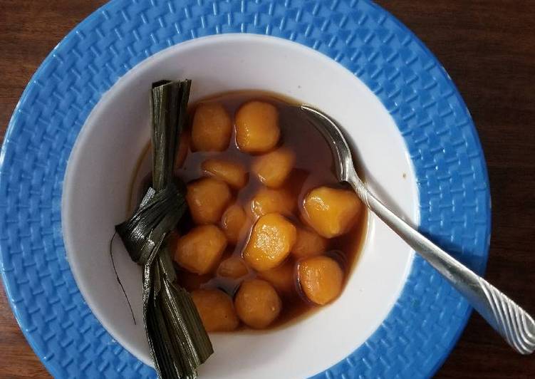 makanan Tang Yuan / Wedang Ronde pakai ubi yang Lezat Sekali