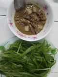 Rau hẹ nước chấm thịt kho mắm ruốc