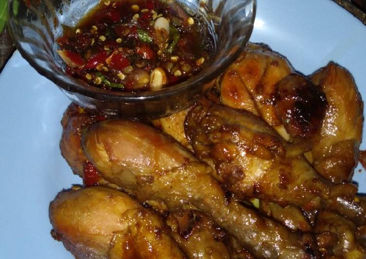 Resep Semur paha ayam Lezat