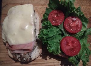 Una foto de Chivito uruguayi de Bondiola al pan