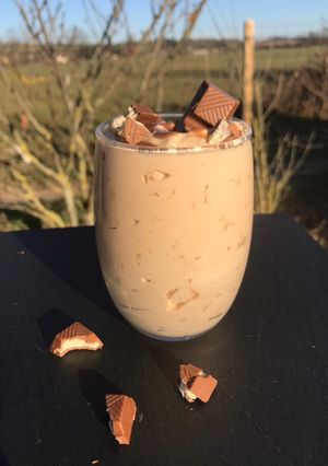Une photo de Mousse Kinder