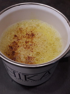 Una foto de Cúrcuma latte a mi manera