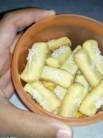 Langkah Mudah untuk Membikin Resep 12. Kastengel eggless teflon yang Sempurna Anti Ribet, Mantap Sekali