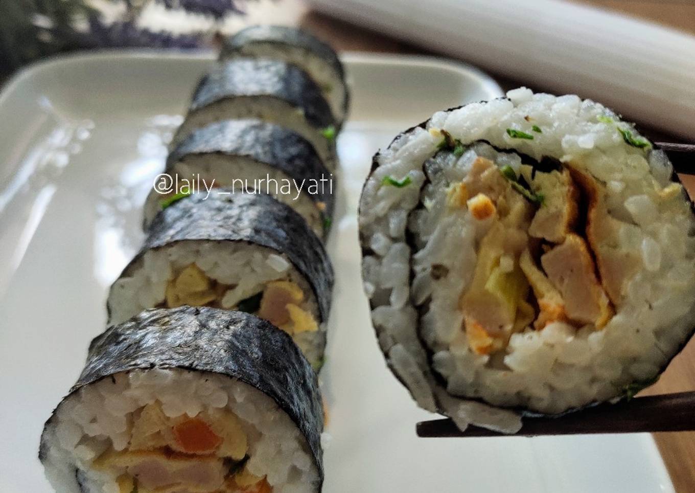 Tamago sushi