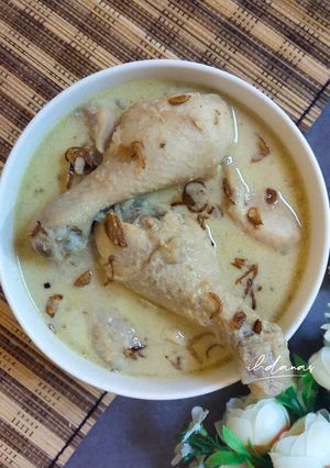 Foto resep Opor Ayam Kuah Putih Sedaaap