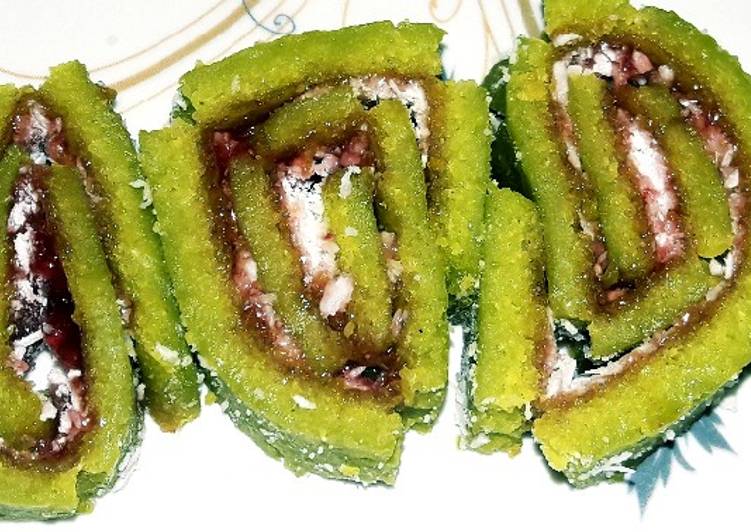 Recipe of Perfect Spinach Swiss Roll