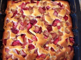 Moelleux fraise-rhubarbe