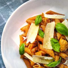 A picture of Penne With Chicken Sausage Meat.