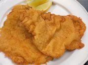 Une photo de escalope poulet