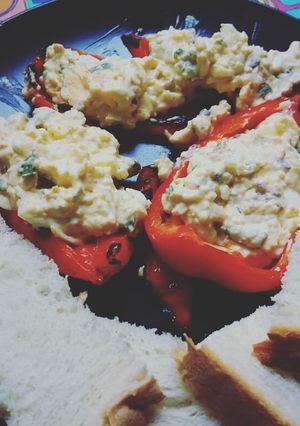 Tormás tojáskrémmel töltött sült paprika recept fotója