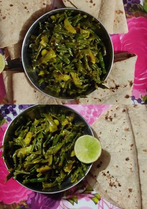 सेंगरी आलू की सब्जी रेसिपी मुख्य फोटो