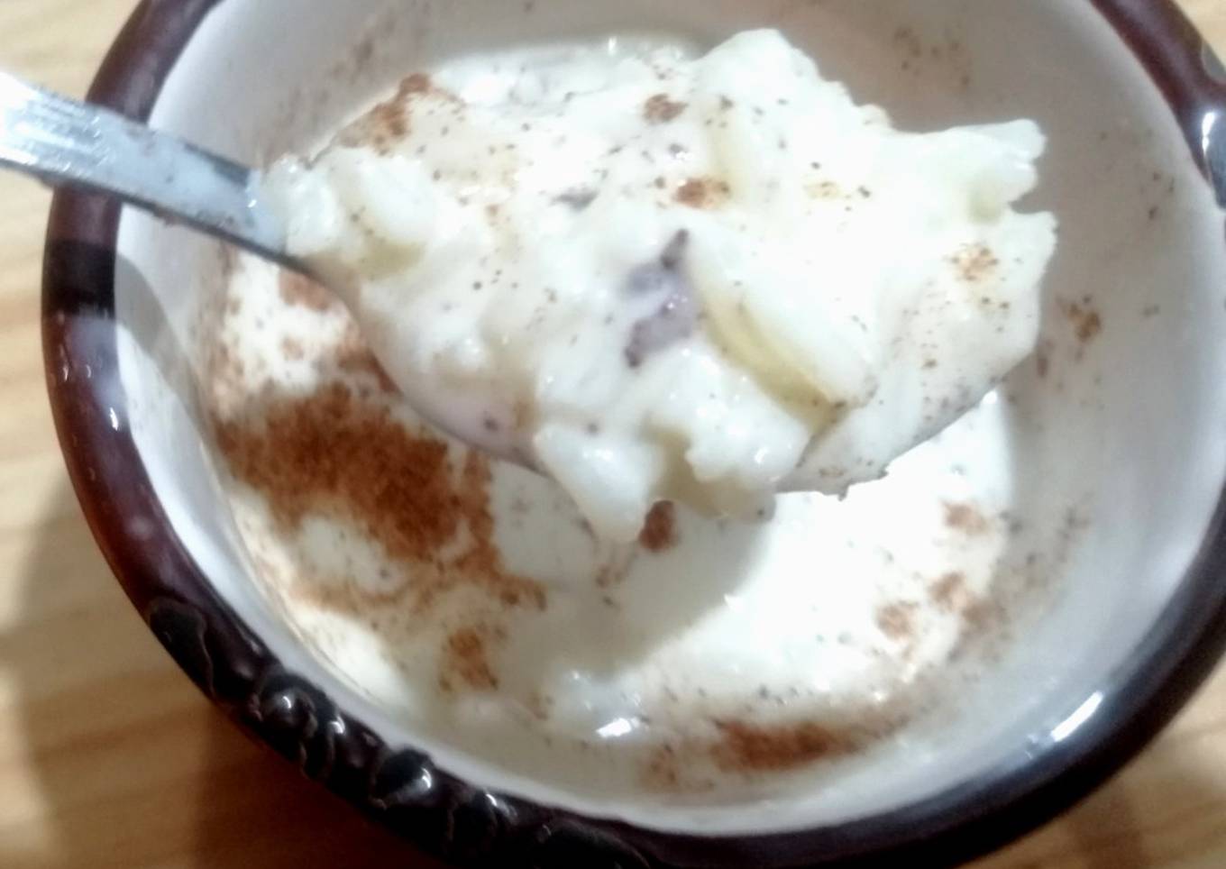 Arroz con leche cremoso y económico