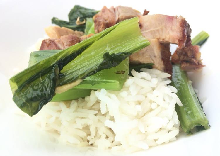 Simple Way to Prepare Quick Mustard Green And Roasted Pork Stir Fry (Kai Choy)