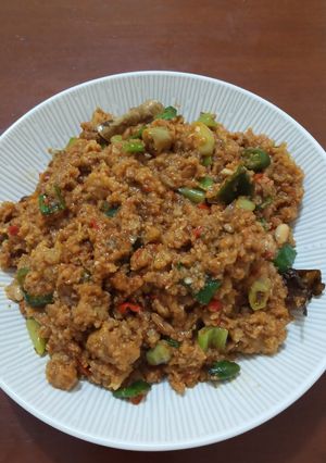 Foto resep Oseng oncom kuning pedas