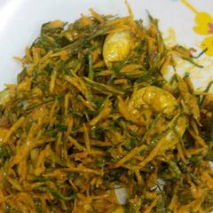 A picture of Abacha(shredded cassava).