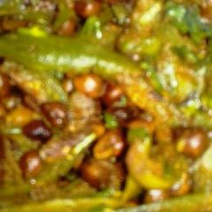 A picture of Parwal chana bhujia.