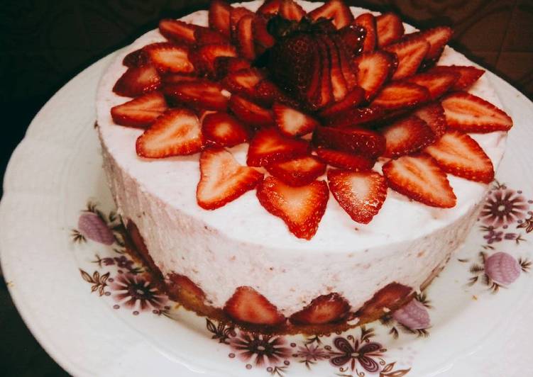 Torta Mousse Carrousel De Frutillas Receta De Norali Cookpad