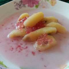 A picture of Kolak Pisang Sagu Mutiara.