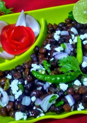 A picture of Black chana Paneer.