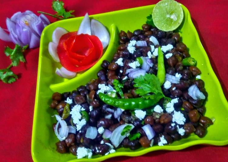 Steps to Prepare Perfect Black chana Paneer