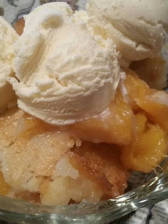 A picture of Peach Cobbler.